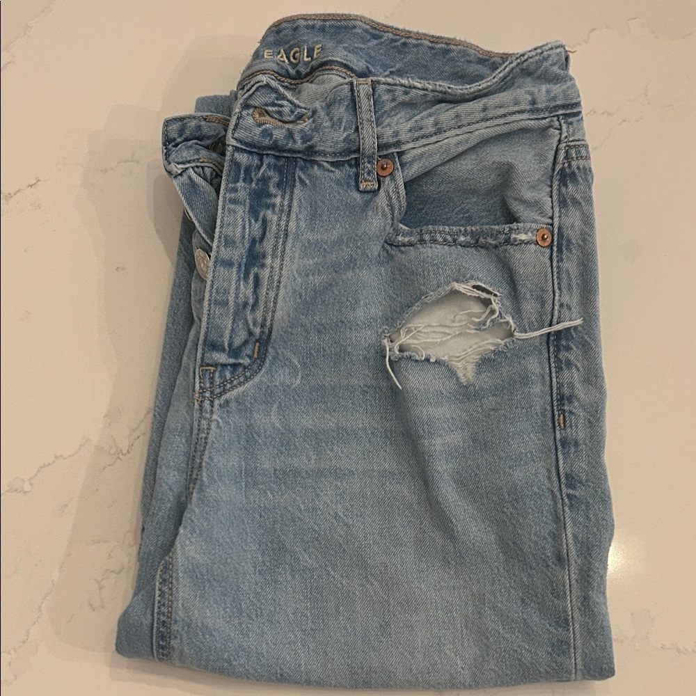 American Eagle Outfitters Light Blue Straight Leg Jeans
